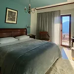 Ξενοδοχείο με διαμερίσματα Marianna's Καρπενήσι