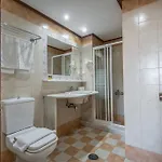 Marianna's 3*