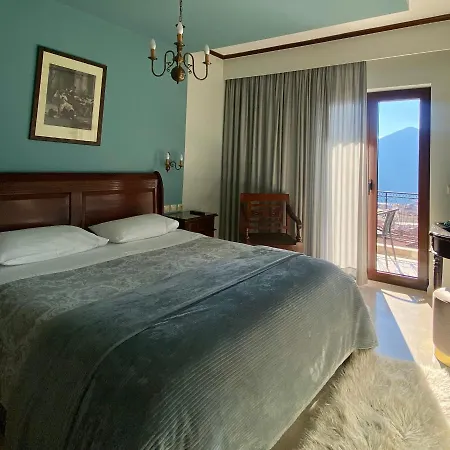 Apart Otel Marianna's Karpenísion