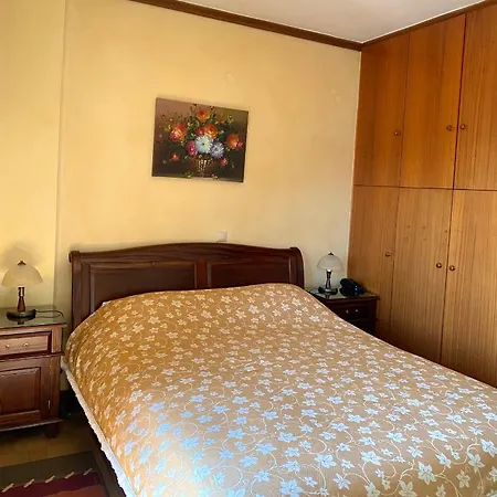 Ξενοδοχείο με διαμερίσματα Marianna's 3*